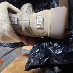 UGG Men's Tan and Cream Boots